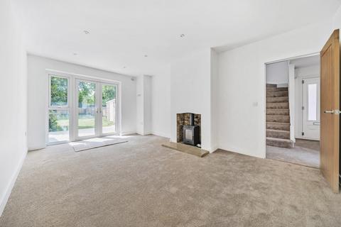 22 Grove Close, Old Windsor, Windsor, SL4 2LY