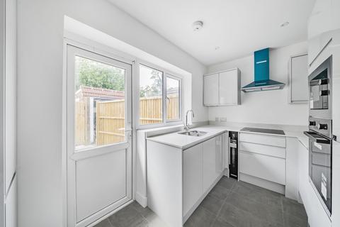 22 Grove Close, Old Windsor, Windsor, SL4 2LY