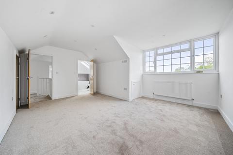 22 Grove Close, Old Windsor, Windsor, SL4 2LY