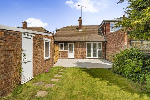 22 Grove Close, Old Windsor, Windsor, SL4 2LY