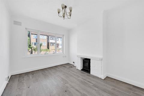 74a Holly Hill Road, Erith, DA8 1QD