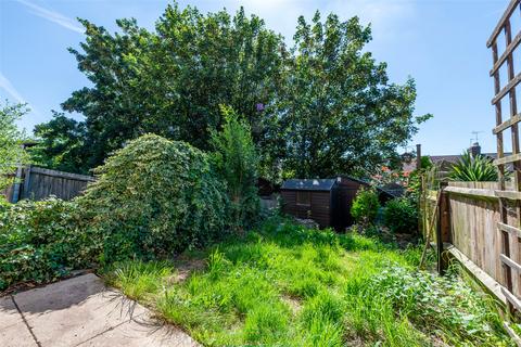74a Holly Hill Road, Erith, DA8 1QD