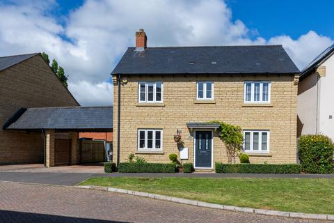 4 bedroom detached house for sale, Hazeldene Close, Eynsham, OX29