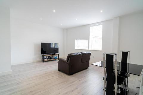 2 bedroom flat for sale, Aylesbury,  Buckinghamshire,  HP19