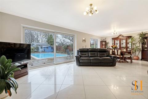 4 bedroom detached house for sale, Bluebell Wood, Billericay, Essex, CM12