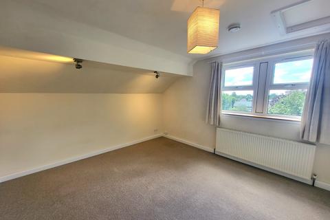 1 bedroom flat to rent, Heaton Moor Road, Heaton Moor, Stockport, SK4