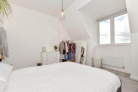 1 bedroom apartment for sale, John Amoore Lane, Ashford, Kent