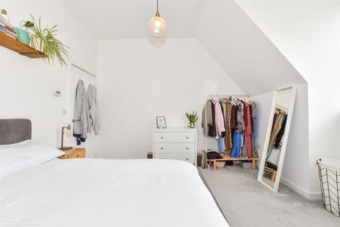 1 bedroom apartment for sale, John Amoore Lane, Ashford, Kent
