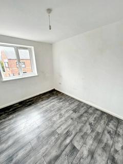 Studio to rent, Glascote Road, Glascote B77