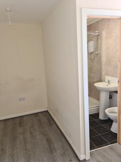 undefined, Glascote Road, Glascote B77