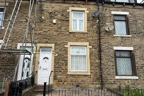 4 bedroom terraced house to rent, Hastings Street, Bradford, West Yorkshire, BD5