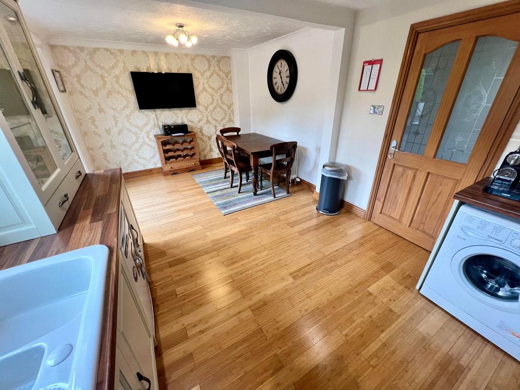 Burgundy Crescent, Cleveleys FY5 3 bed detached house for sale £239,500