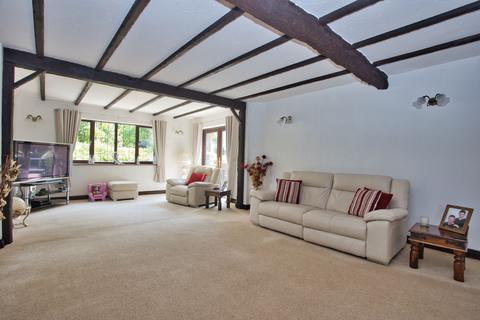 5 bedroom detached house for sale, Eythorne Road, Shepherdswell, CT15