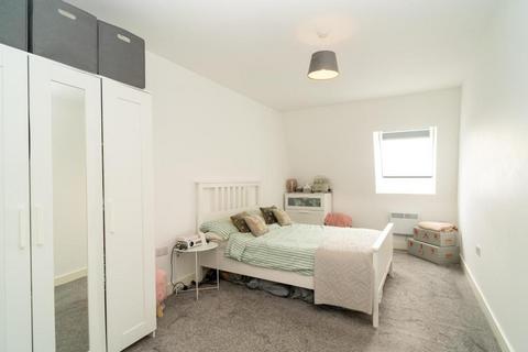 1 bedroom flat for sale, Aylesbury,  Buckinghamshire,  HP19