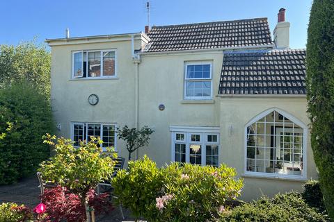 3 bedroom detached house for sale, The Street, Finglesham, Deal, Kent, CT14