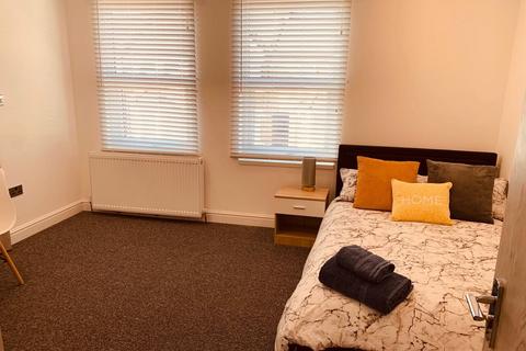 1 bedroom in a house share to rent, Watford WD24
