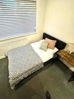 1 bedroom in a house share to rent, Watford WD24