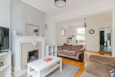 3 bedroom end of terrace house for sale, Myrtle Grove, EN2