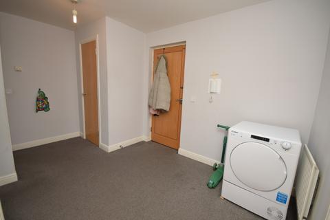 2 bedroom flat for sale, Clarkson Court, Hatfield AL10