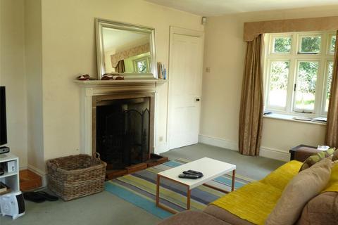 3 bedroom detached house to rent, Petersfield, Hampshire, GU31