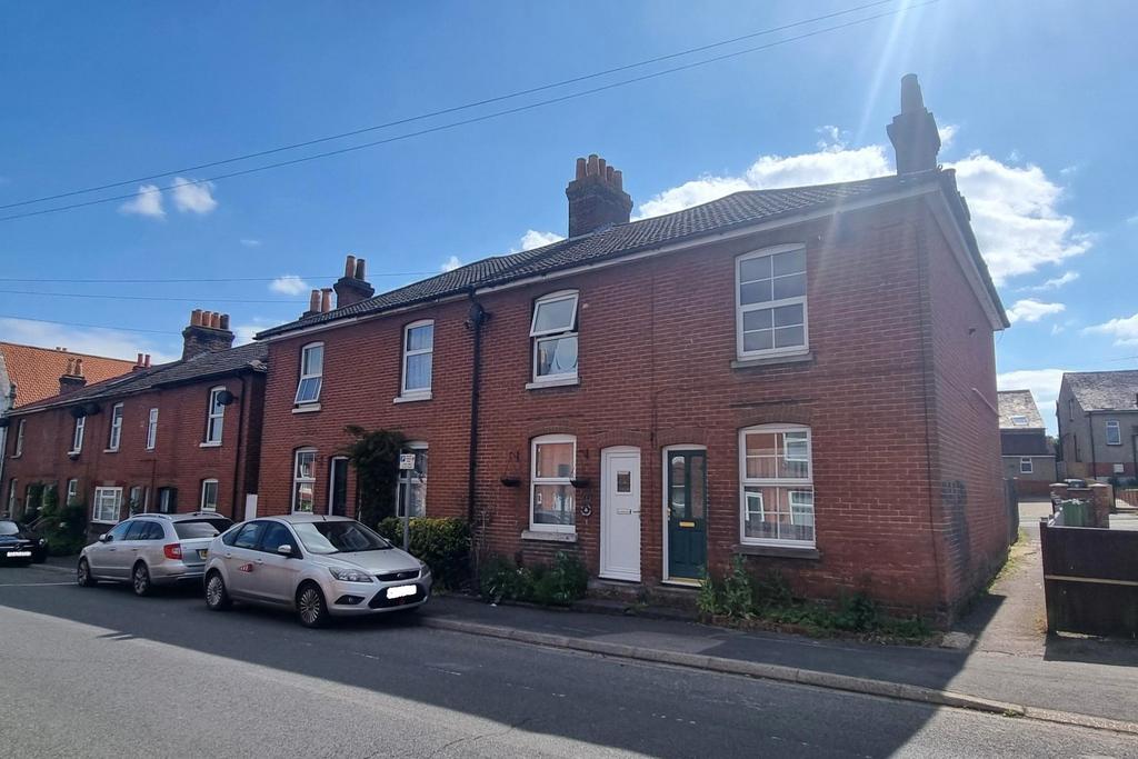 WICKHAM ROAD, FAREHAM 2 bed end of terrace house for sale £262,500