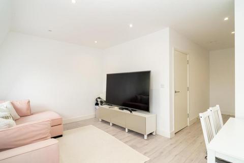 1 bedroom flat for sale, Aylesbury,  Buckinghamshire,  HP19