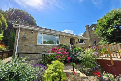 2 bedroom detached bungalow for sale, Nields Road, Slaithwaite, Huddersfield, HD7