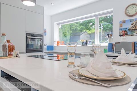 3a Nields Road, Slaithwaite, Huddersfield, HD7 5HT