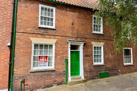 5 bedroom terraced house for sale, Swinegate, Grantham, NG31