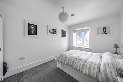 1 bedroom flat for sale, Sussex Gate, Sussex Road, Haywards Heath, RH16