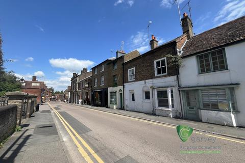 Retail property (high street) for sale, Tring HP23