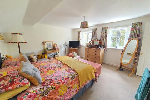 3 bedroom end of terrace house for sale, Market Square, South Petherton, TA13