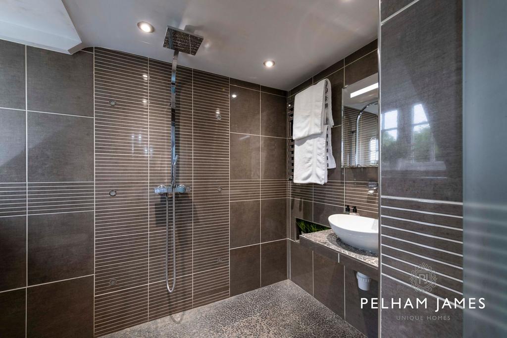 Principal En Suite, Garden, Riverside Cottage,...