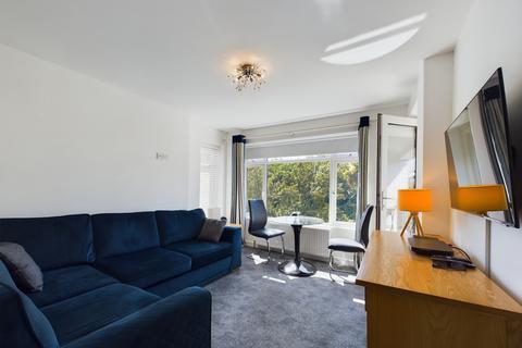 2 bedroom apartment to rent, Rowley Road, Torquay
