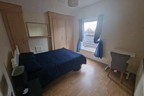 3 bedroom terraced house to rent, London, SE13