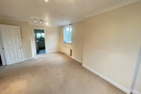 2 bedroom flat to rent, Highthorne Court, Shadwell, Leeds, West Yorkshire, LS17