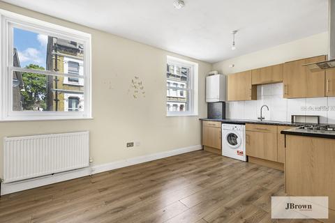 2 bedroom apartment to rent, High Street, London, SE25