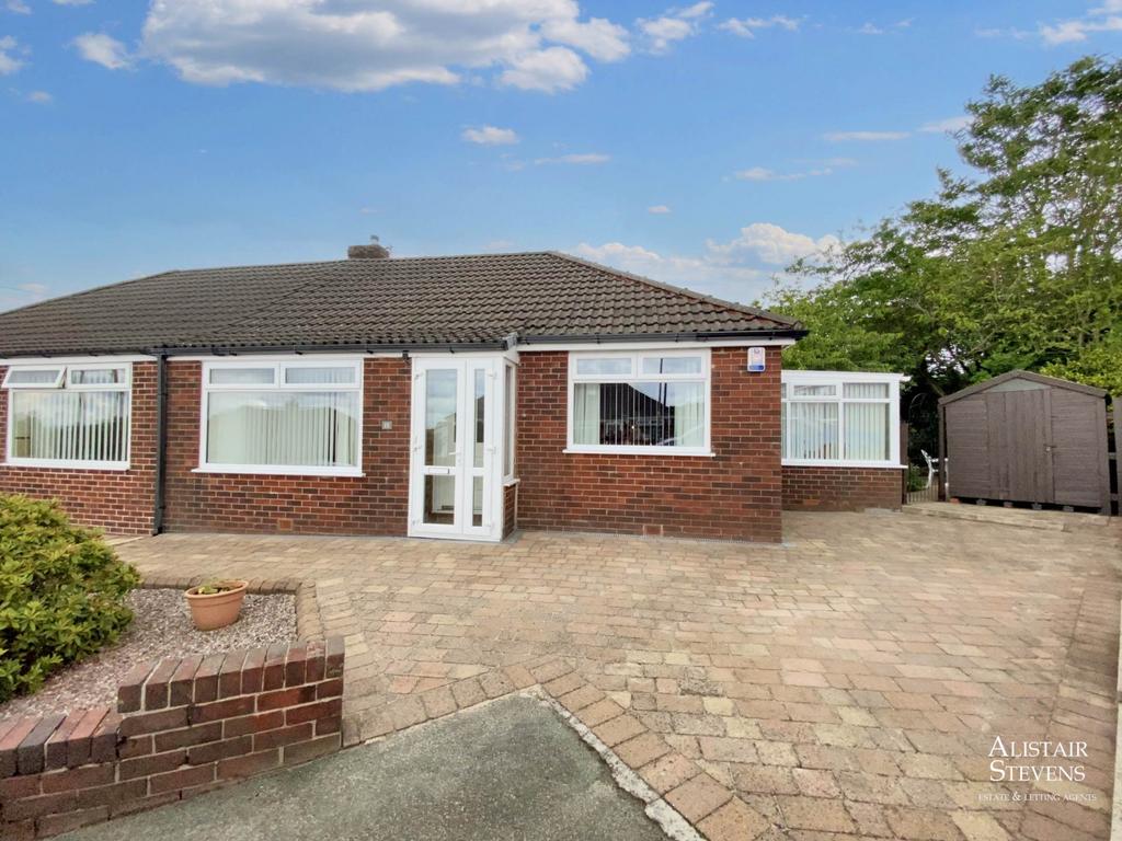Ainsdale Crescent, Royton 2 bed semidetached bungalow for sale £220,000