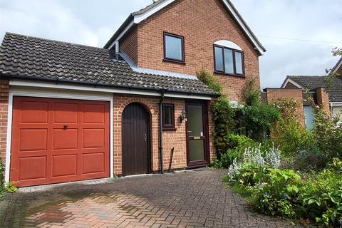 3 bedroom detached house for sale, Lime Tree Avenue, Wymondham, Norfolk, NR18