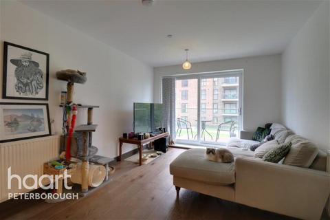 2 bedroom flat to rent, Kitson House