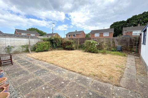 2 bedroom detached bungalow for sale, Ferris Close, Muscliff, Bournemouth, BH8