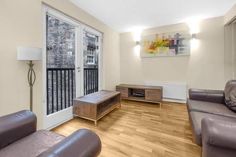 2 bedroom flat to rent, Cowgatehead, Old Town, Edinburgh, EH1