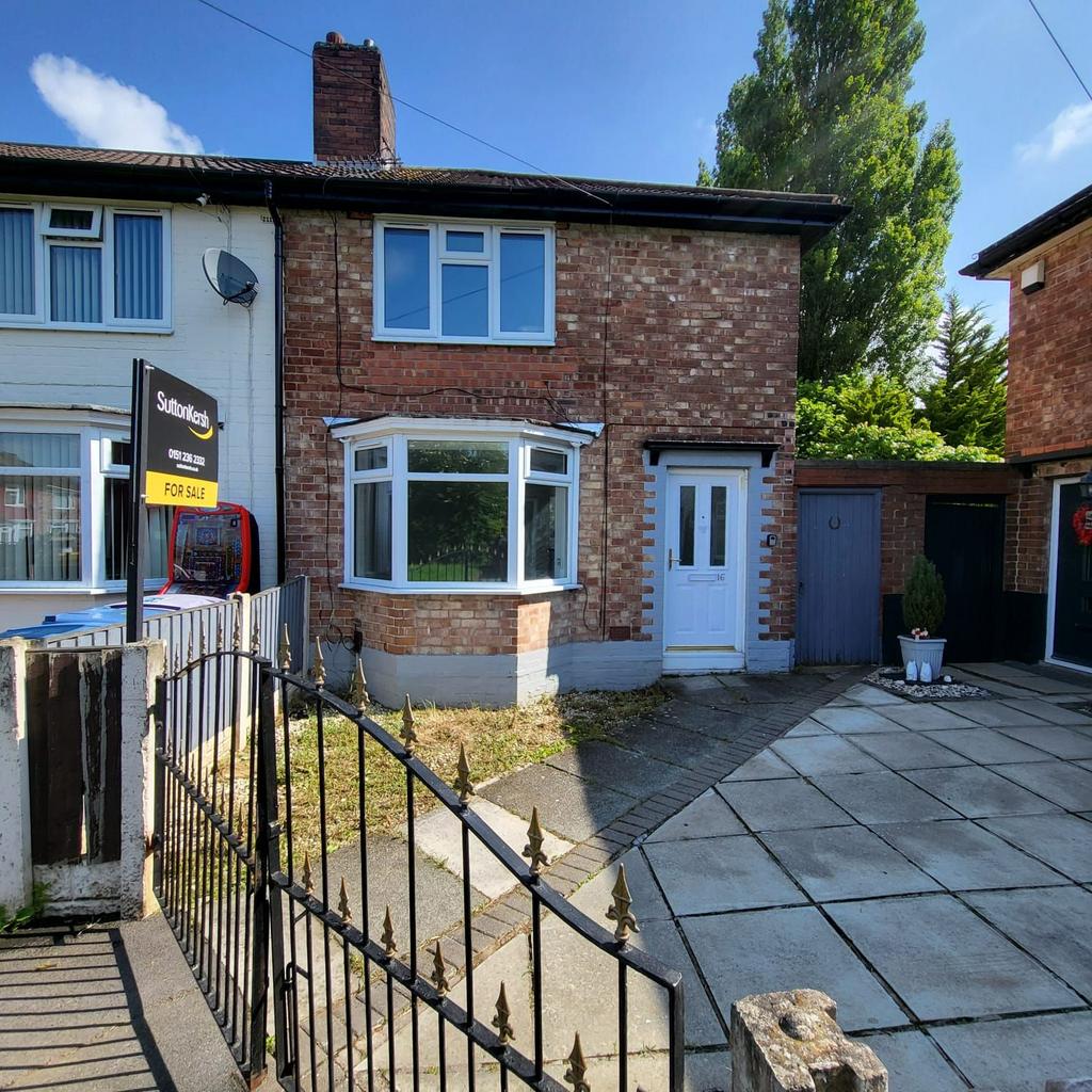 Churchdown Close, Liverpool 3 bed semidetached house £875 pcm (£202 pw)