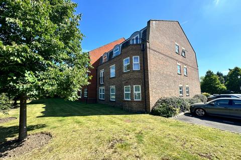 2 bedroom apartment for sale, Clarendon Court, Clarence Road, Windsor, Berkshire, SL4