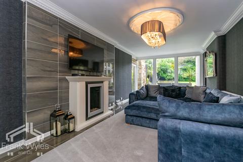 4 bedroom detached house for sale, Clifton Drive North, Lytham St Annes, FY8 2PN