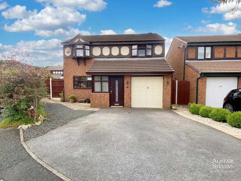 Woodhouse Road, Oldham 4 bed detached house for sale £410,000