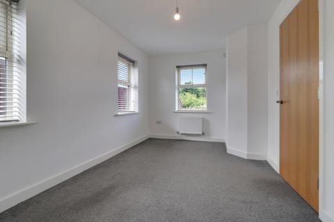 21 Asket Garth, Leeds, LS14 1JA