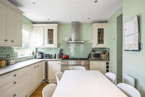4 bedroom terraced house for sale, Outram Road, London, N22