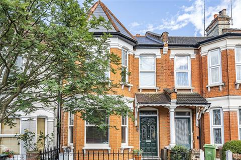 19 Outram Road, London, N22 7AB