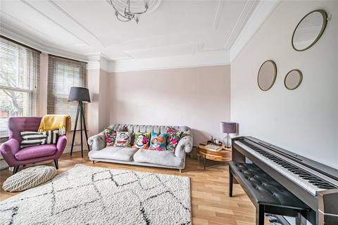 19 Outram Road, London, N22 7AB